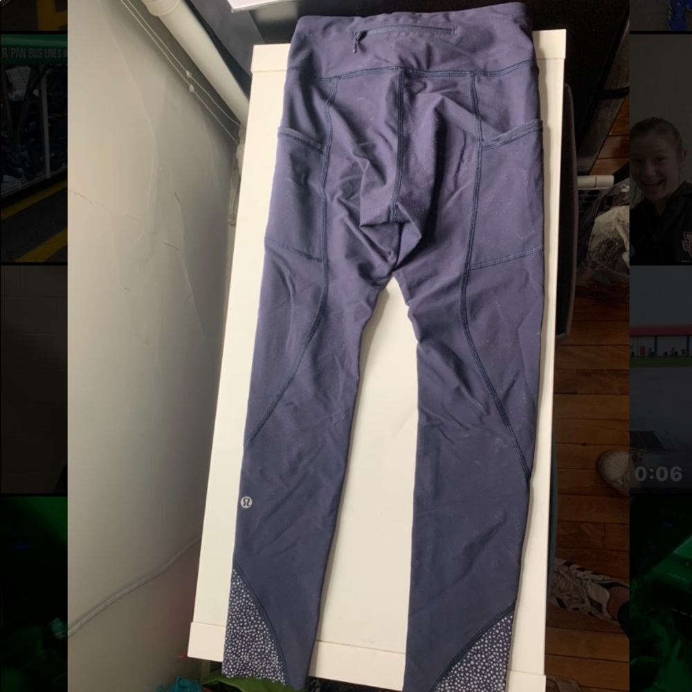 size 4 lululemon leggings